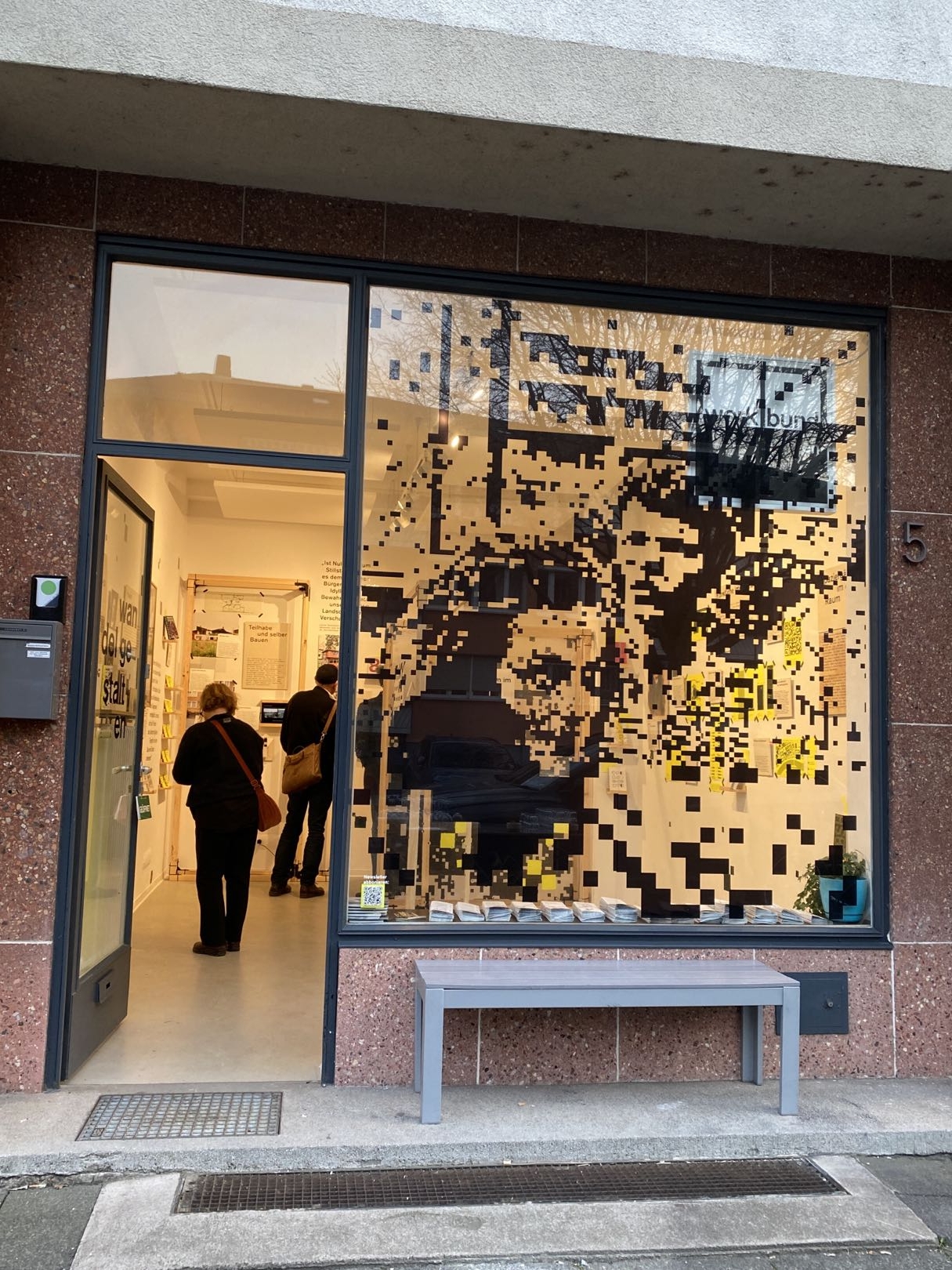 Ausstellung Raum