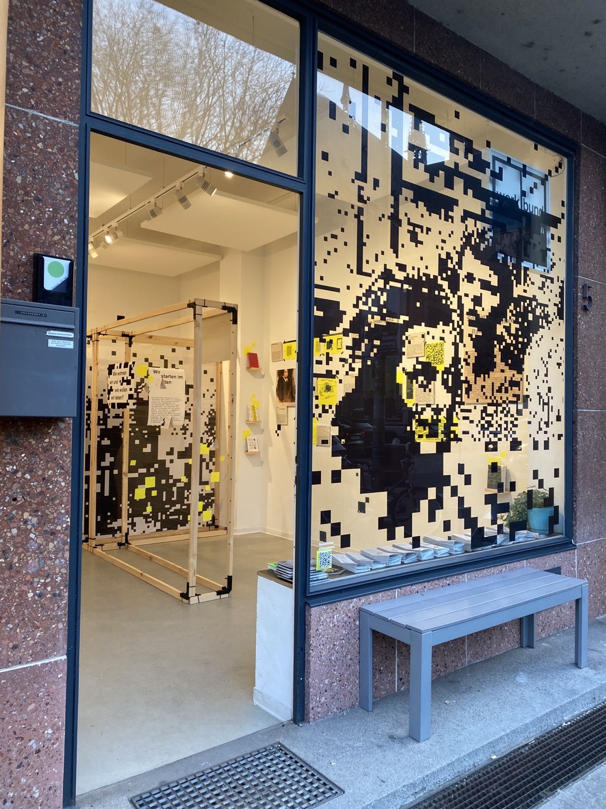 Ausstellung Raum